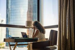 Founder working online from a Dubai office.