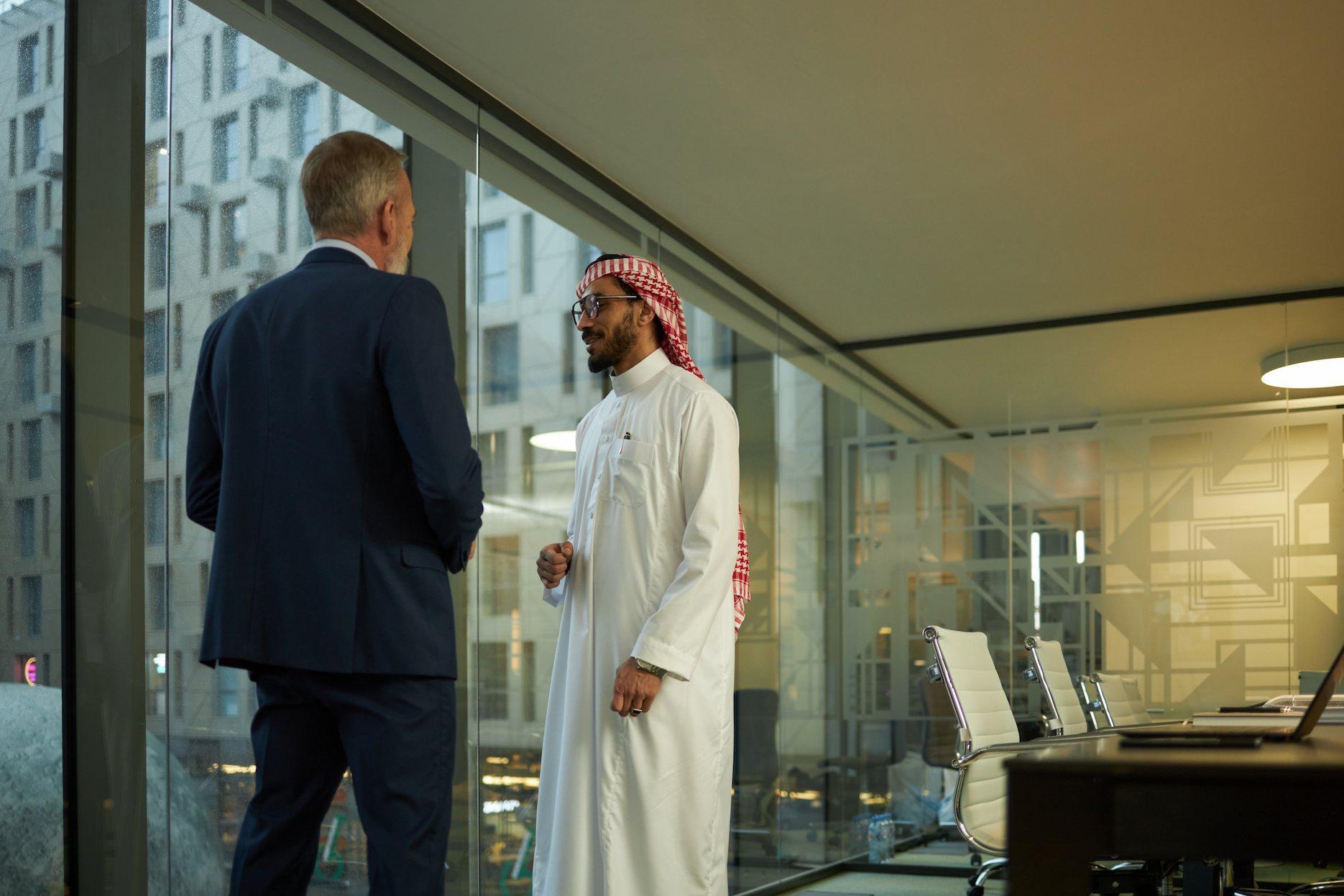 LLC Company Formation in Dubai: Free Zone Setup, Costs, and Mainland Options
