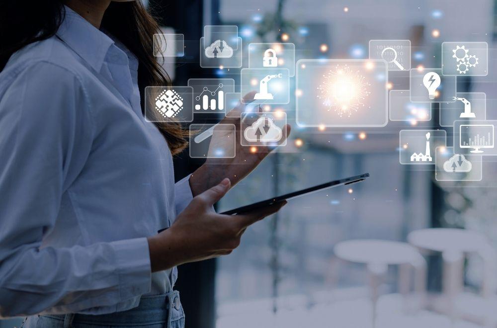 Why Digital Business Owners Are Relocating Their Legal Base to the UAE